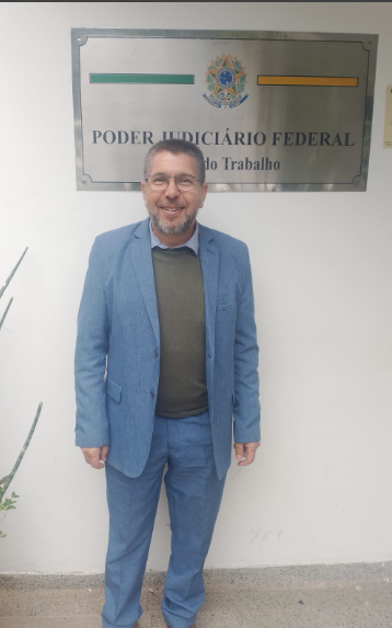 Dr. Domingos Costa Correia